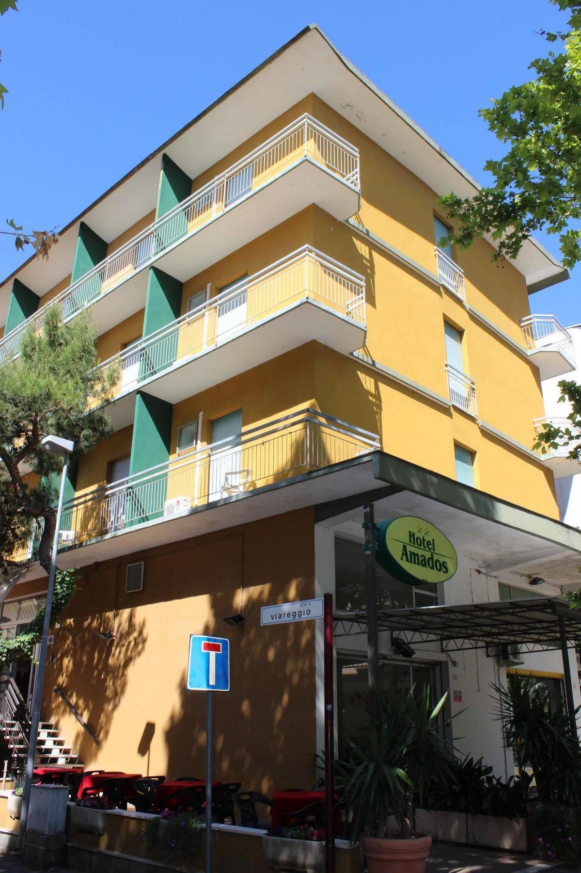 Hotel Amados Rimini Kültér fotó